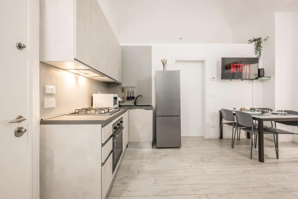 Old Town Via Marsala Apartment Bologna Bagian luar foto