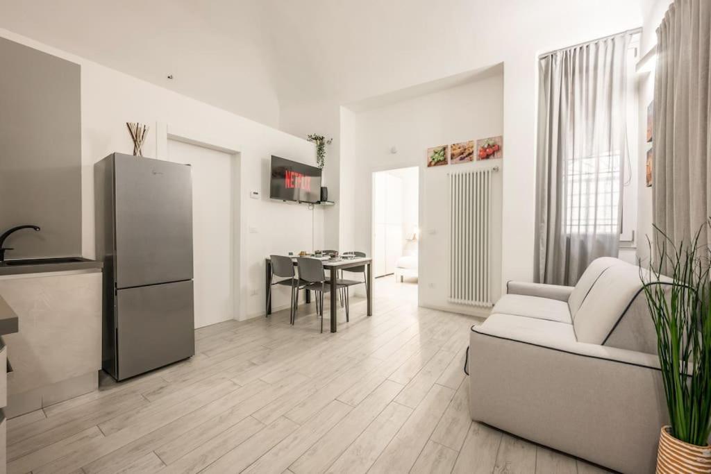 Old Town Via Marsala Apartment Bologna Bagian luar foto